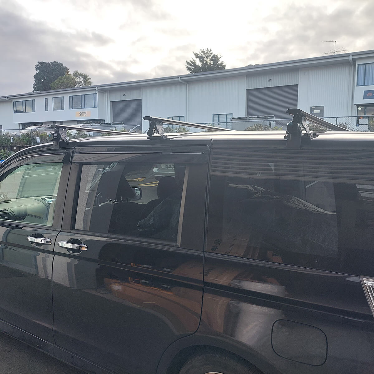 Honda Stepwgn roof rack