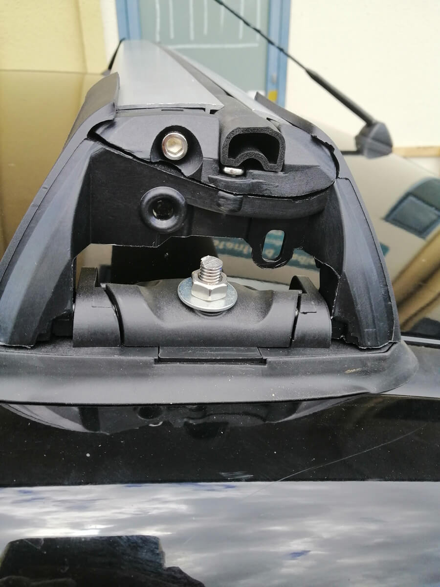 Mitsubishi Triton Roof Racks