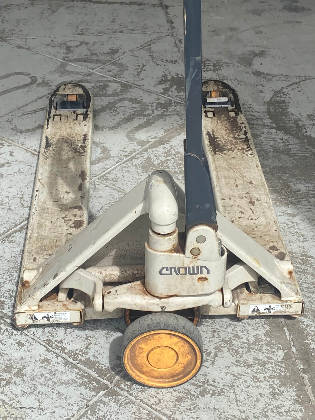 crown pallet jack